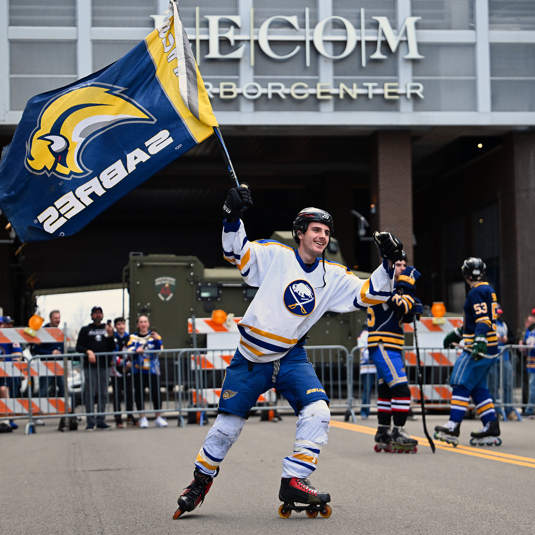 Hockey Fans in Buffalo Finish ‘O Canada’ After Singer’s Mic Malfunctions
