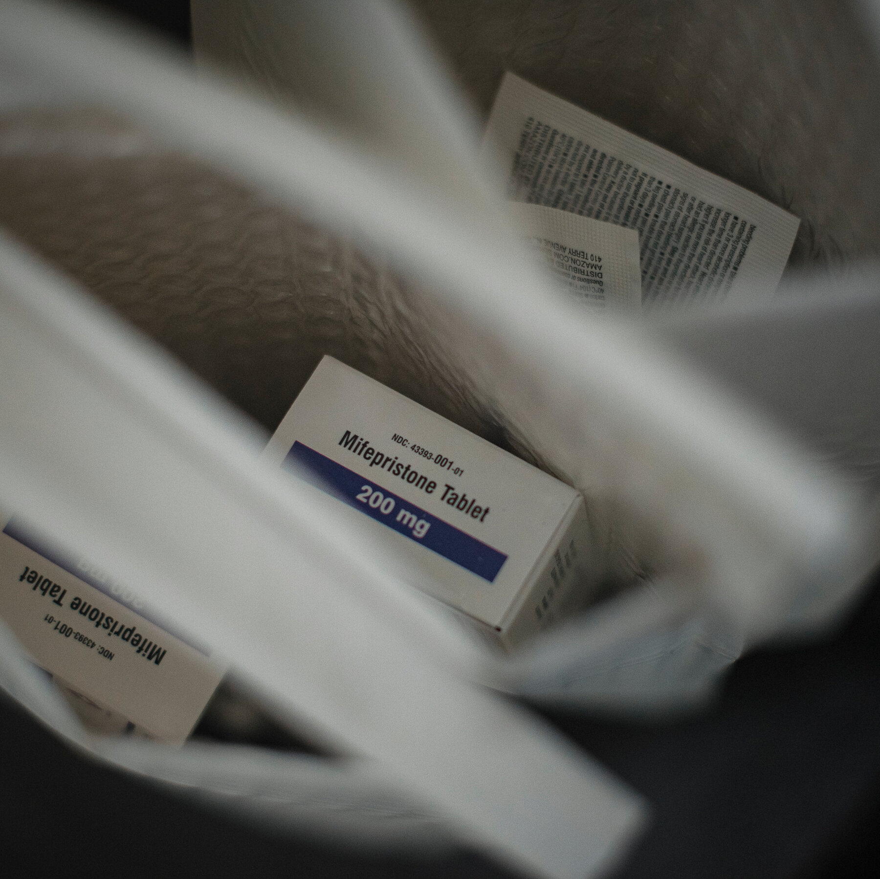 Supreme Court Temporarily Restores Access to Abortion Pill by Mail