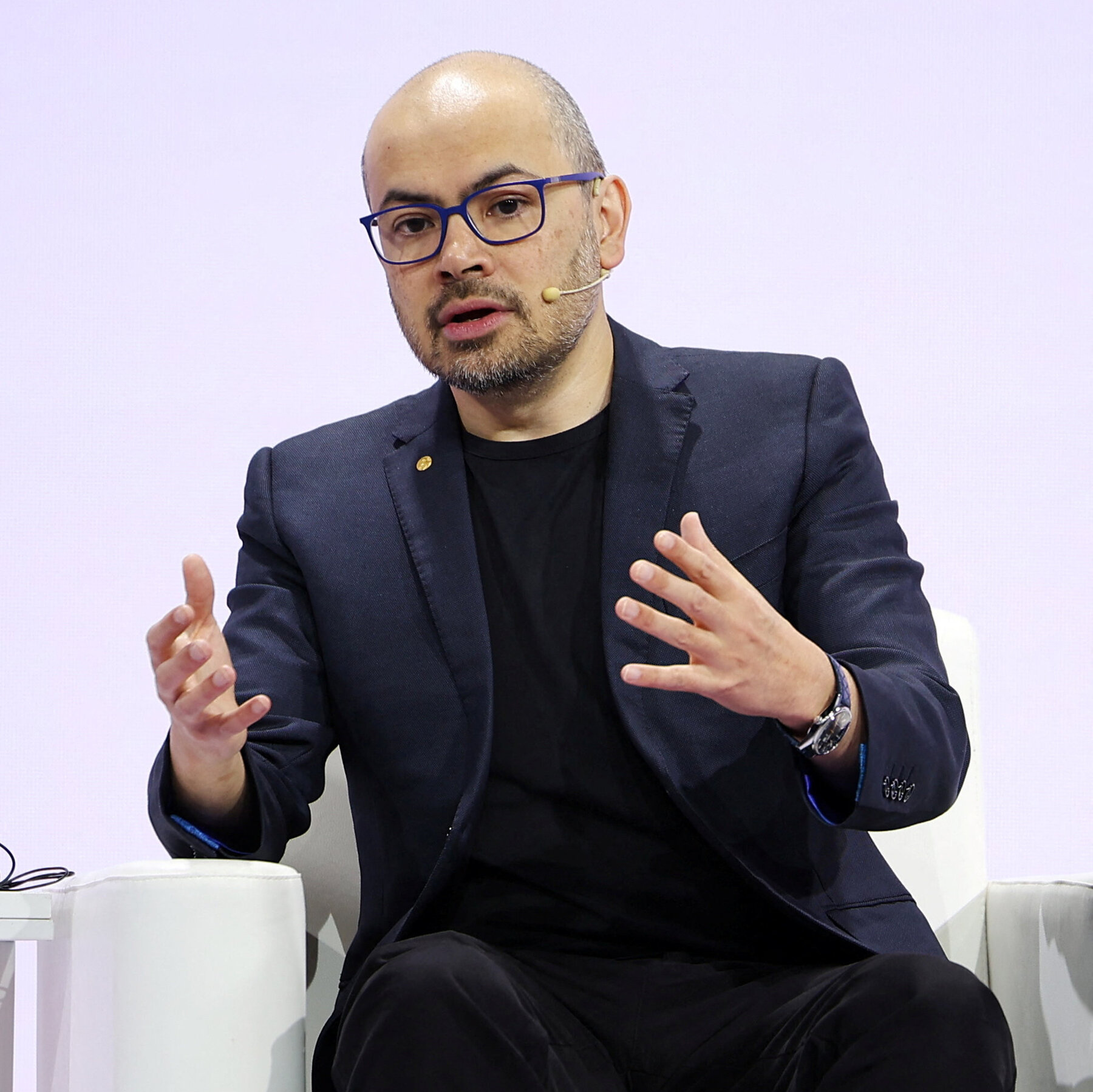 Google Shakes Up A.I. Leadership